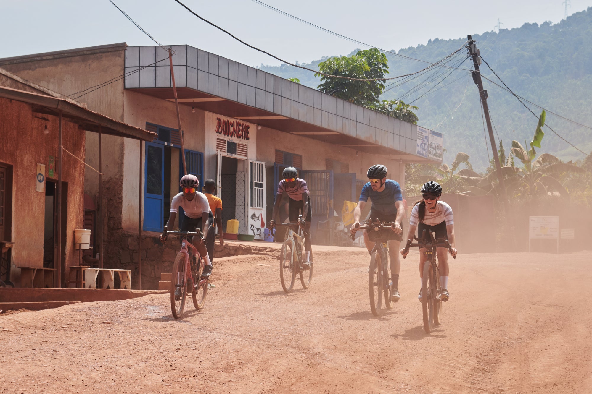 Introducing Unisex Sizing: Cycling Gear That's Made for Everyone