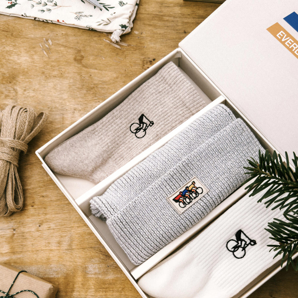 Gift Box - Beanie & Socks