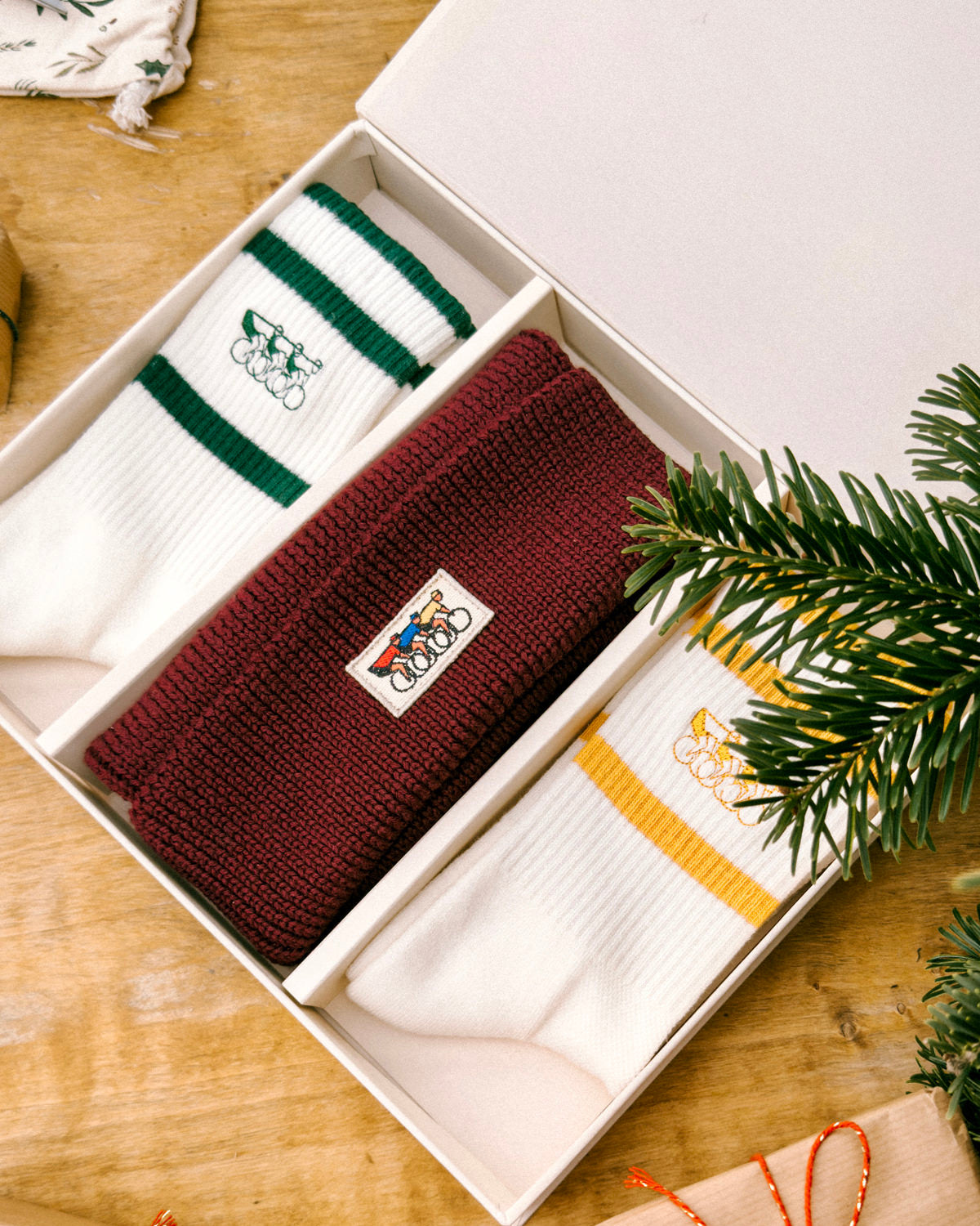 Gift Box - Beanie & Socks