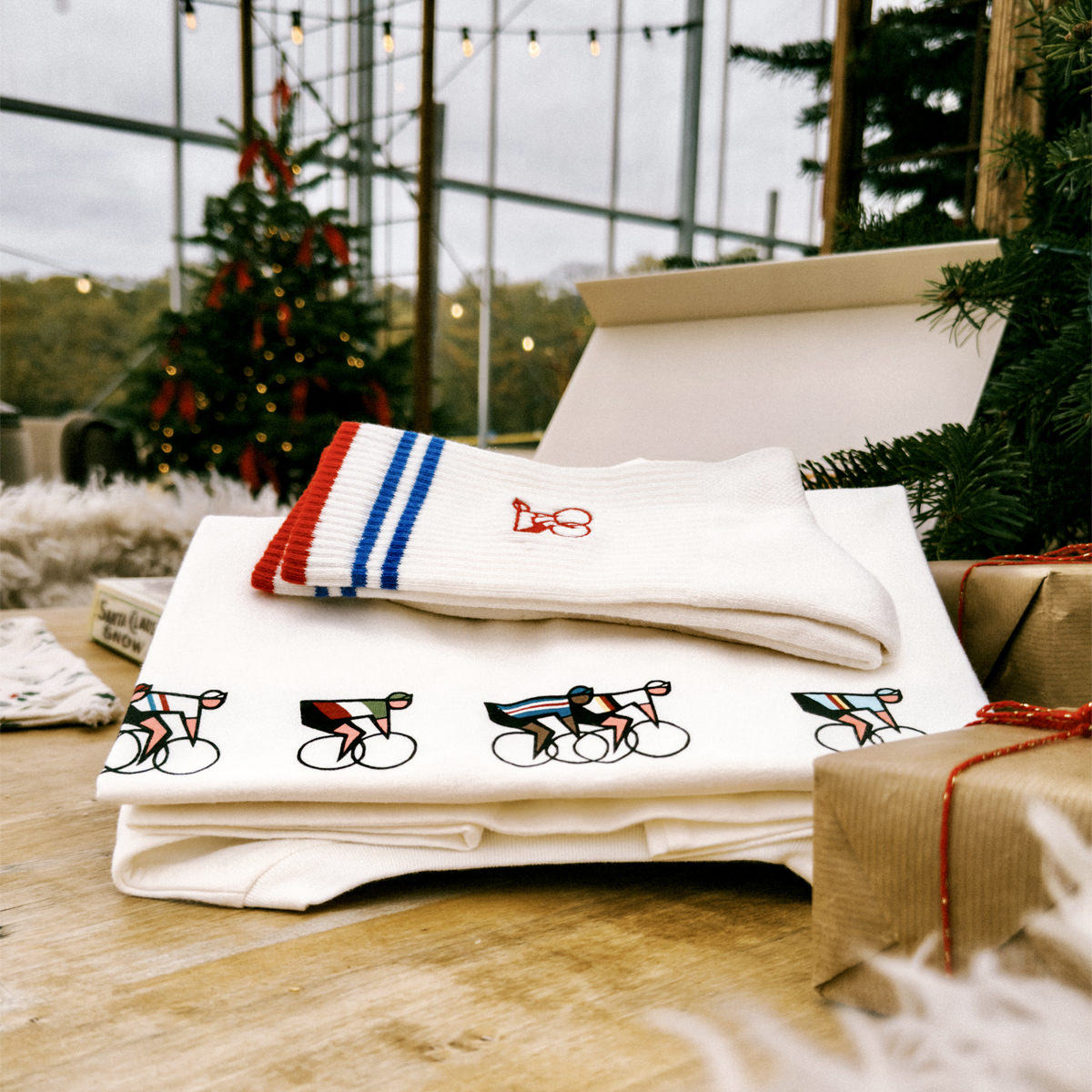 Gift Box - TDLC T-shirt & Socks