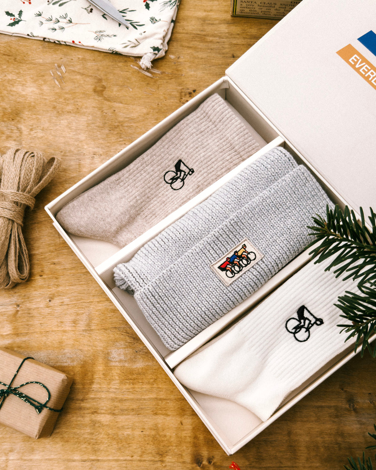 Gift Box - Beanie & Socks