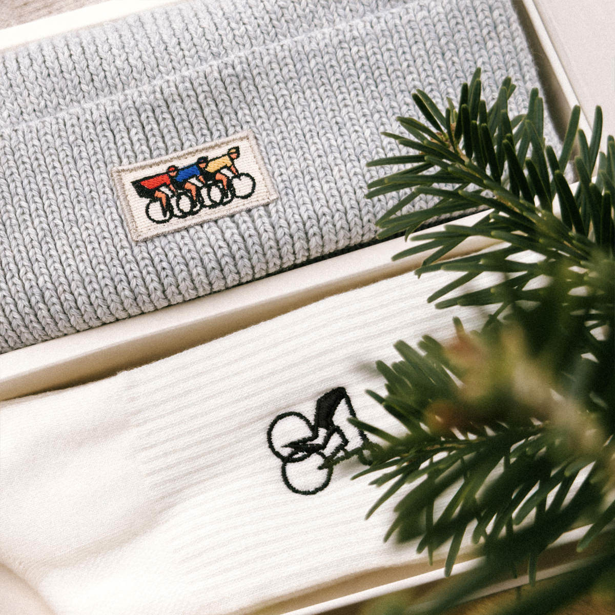 Gift Box - Beanie & Socks