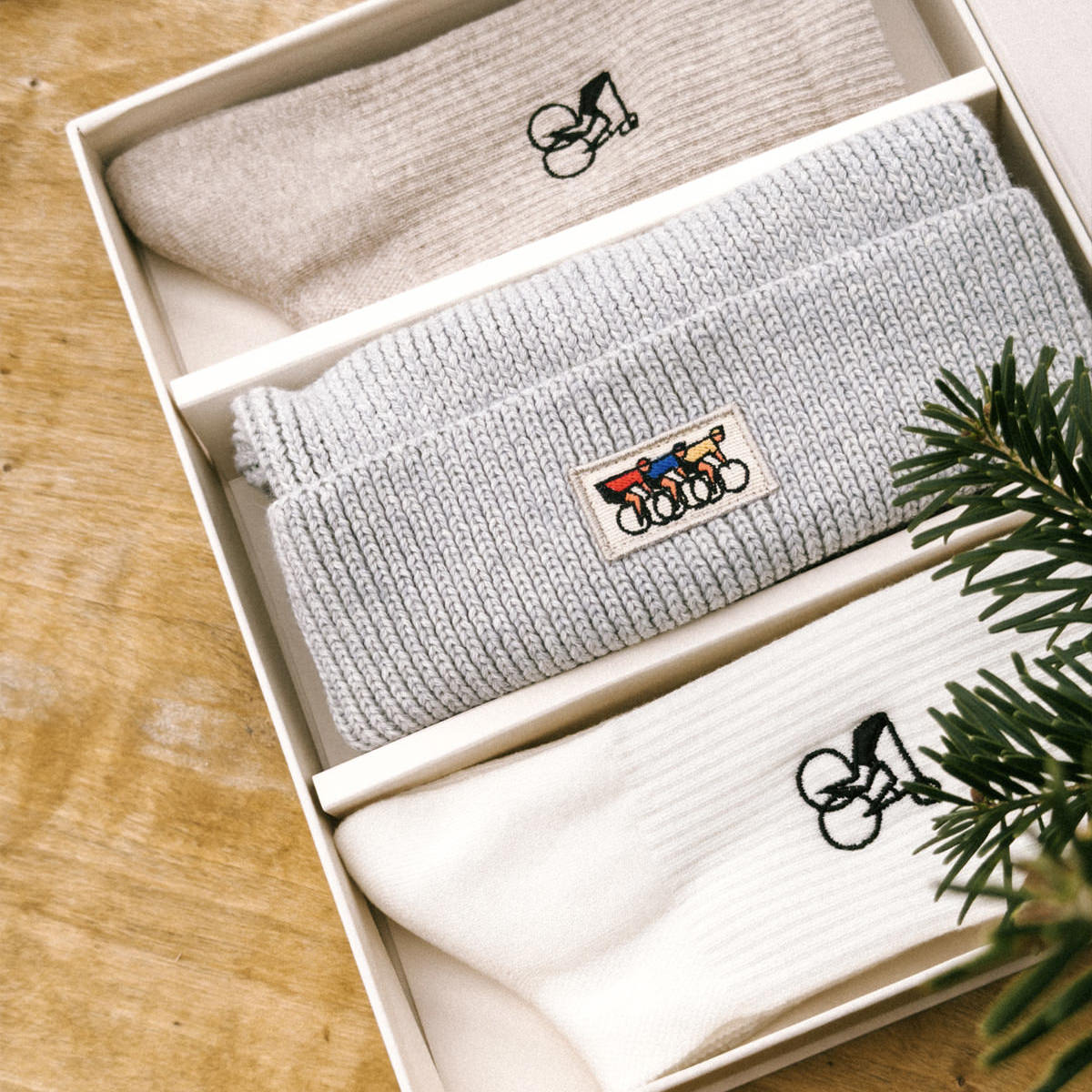 Gift Box - Beanie & Socks