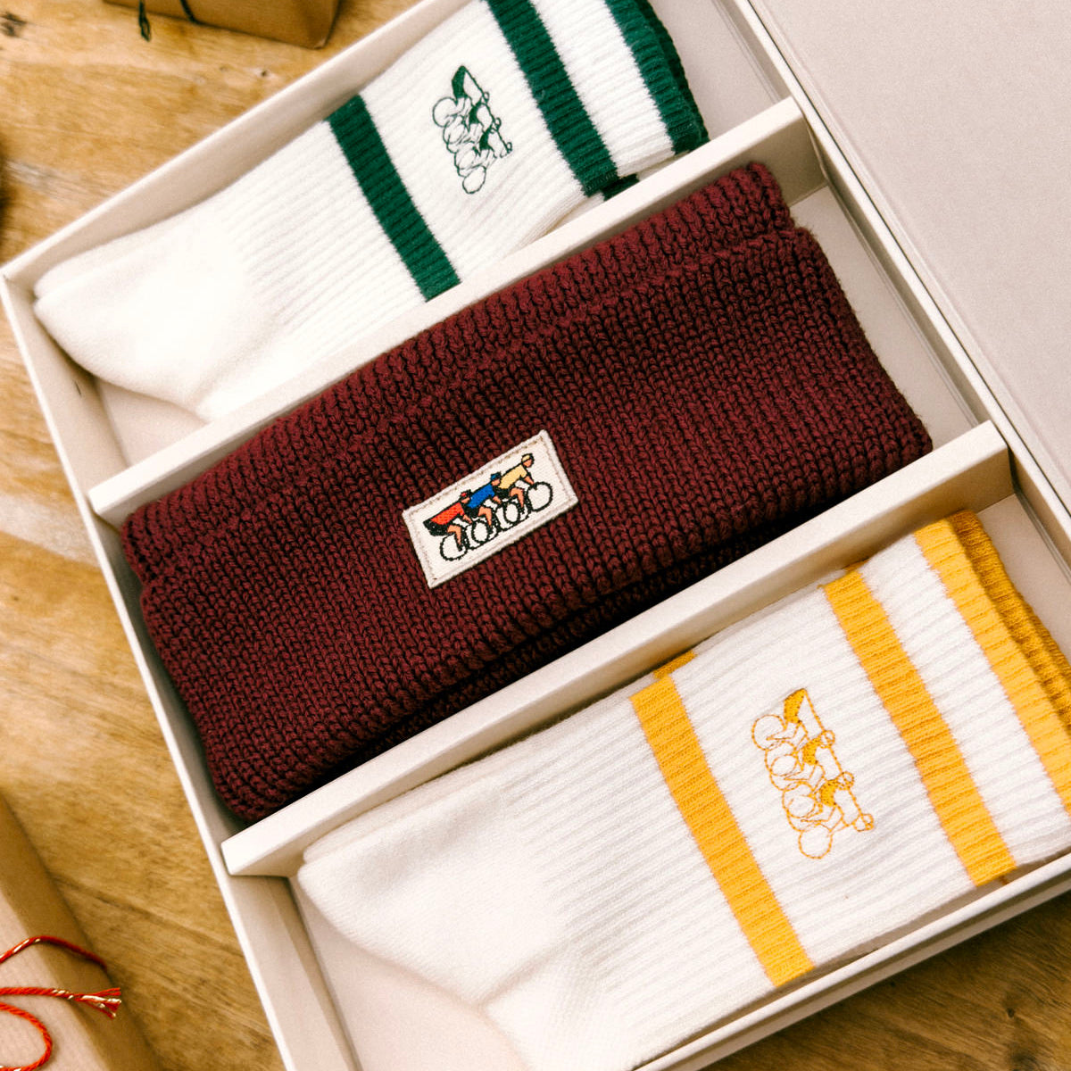Gift Box - Beanie & 2 Pairs of Socks