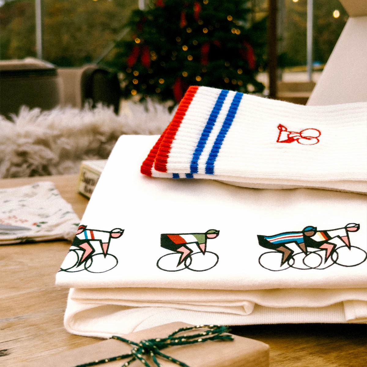 Gift Box - TDLC T-shirt & Socks