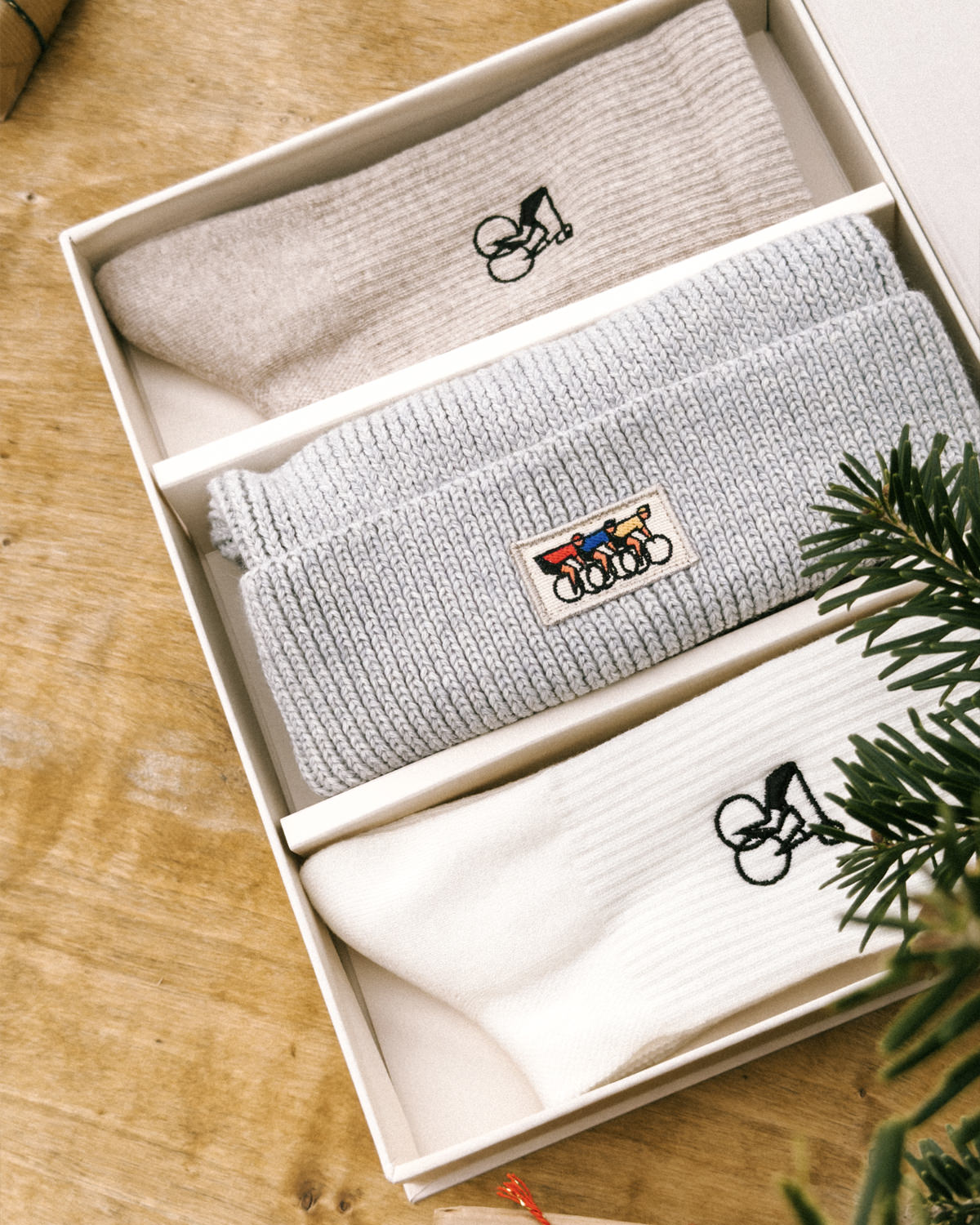 Gift Box - Beanie & Socks